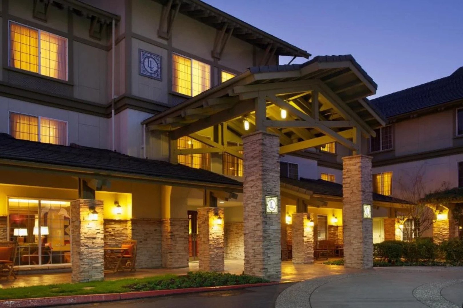 Larkspur Landing Extended Stay Suites Hillsboro