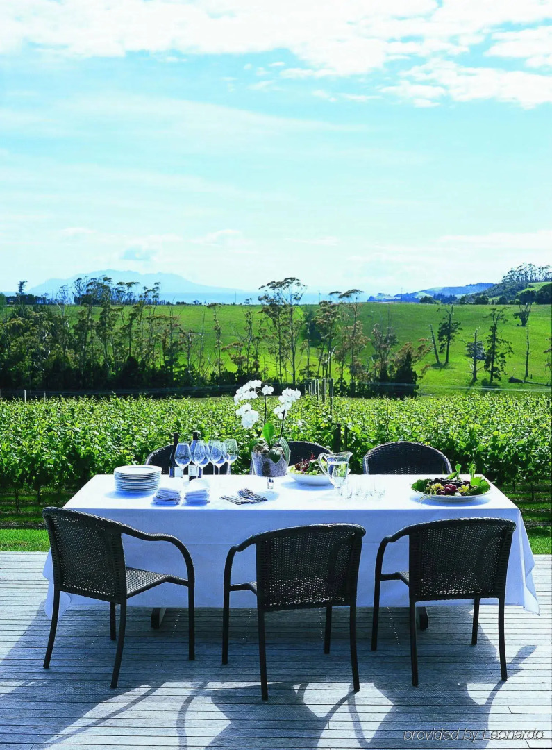 Takatu Lodge and Vineyard