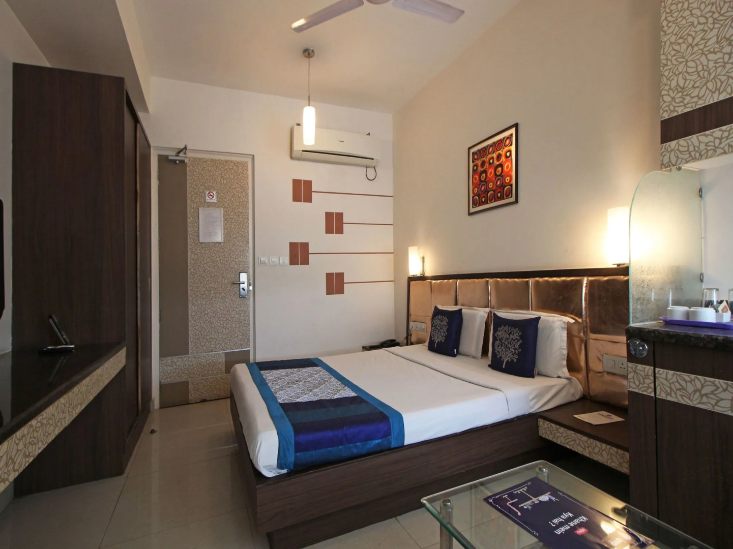 OYO 8456 Hotel Orient