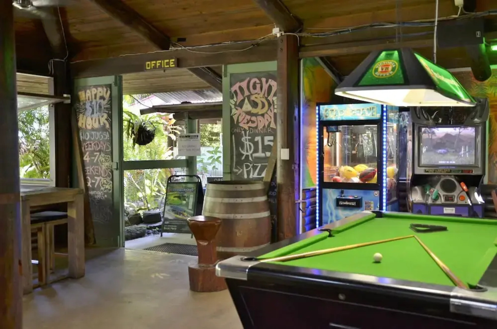 PKs Jungle Village - Hostel