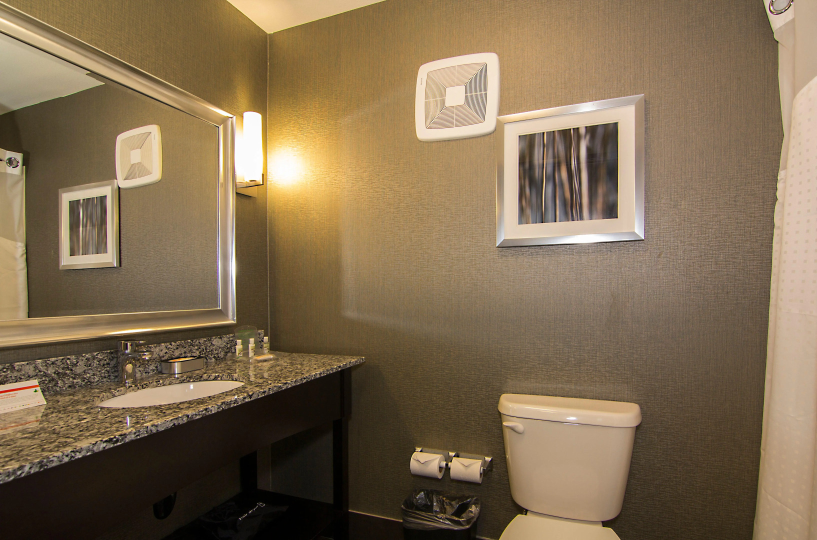 Holiday Inn Carlsbad by IHG