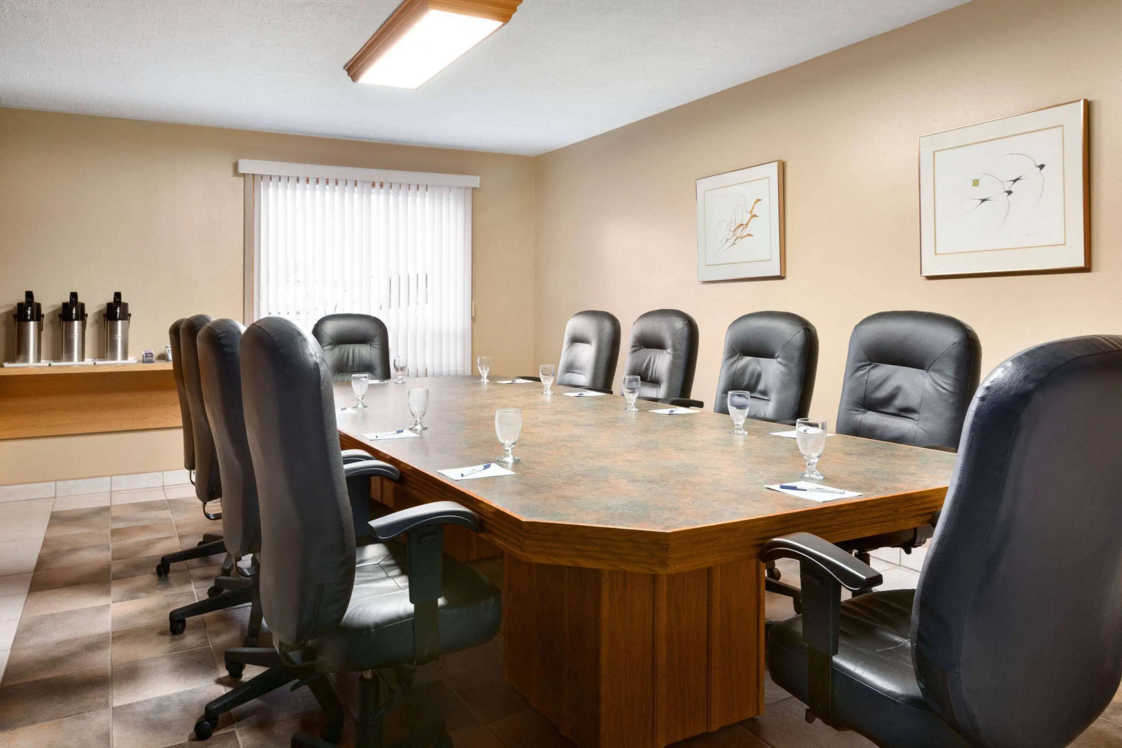 Travelodge by Wyndham Simcoe