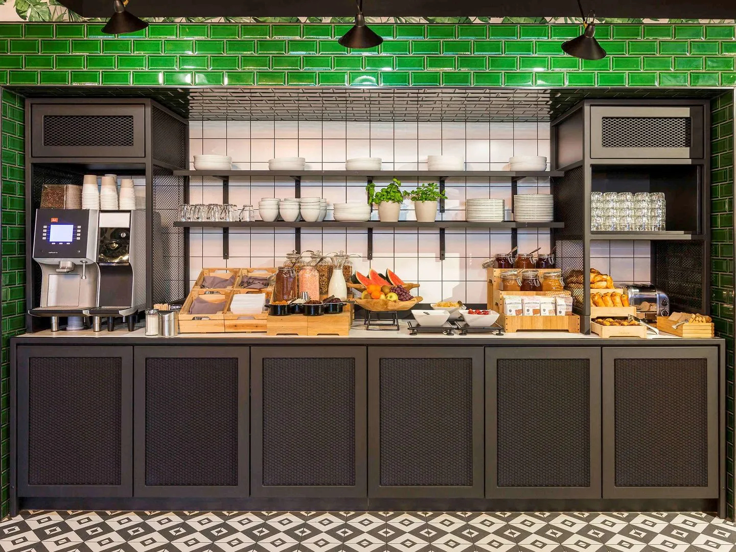 ibis Styles Amsterdam Airport (new)