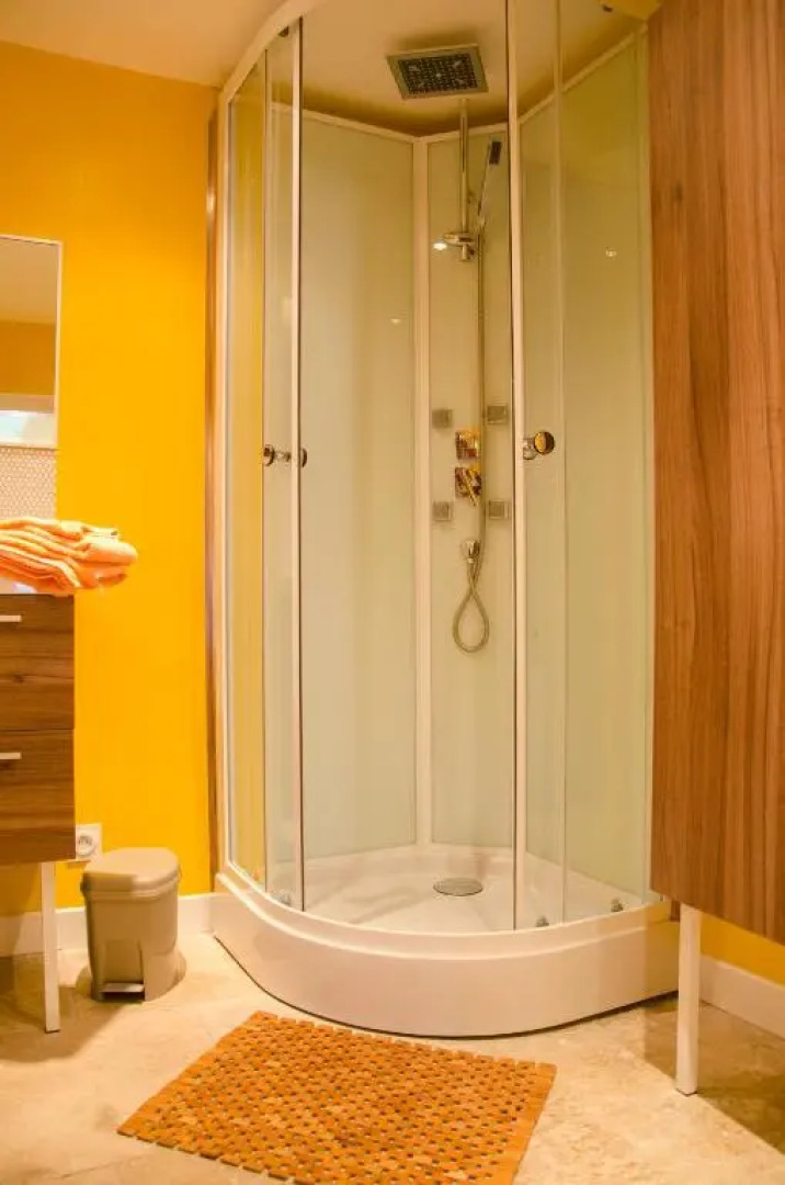 Le Saint Léonard...Il est Jaune