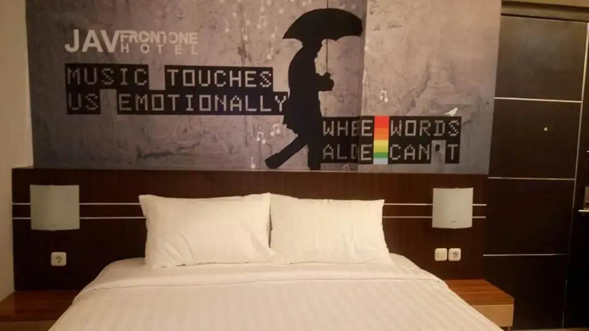 JAV Front One Hotel Lahat