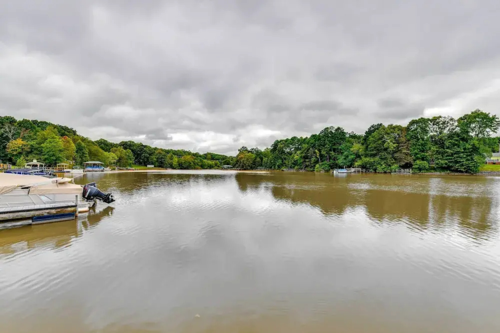 Pool Access + Views: Serene Cottage at Lake Norman