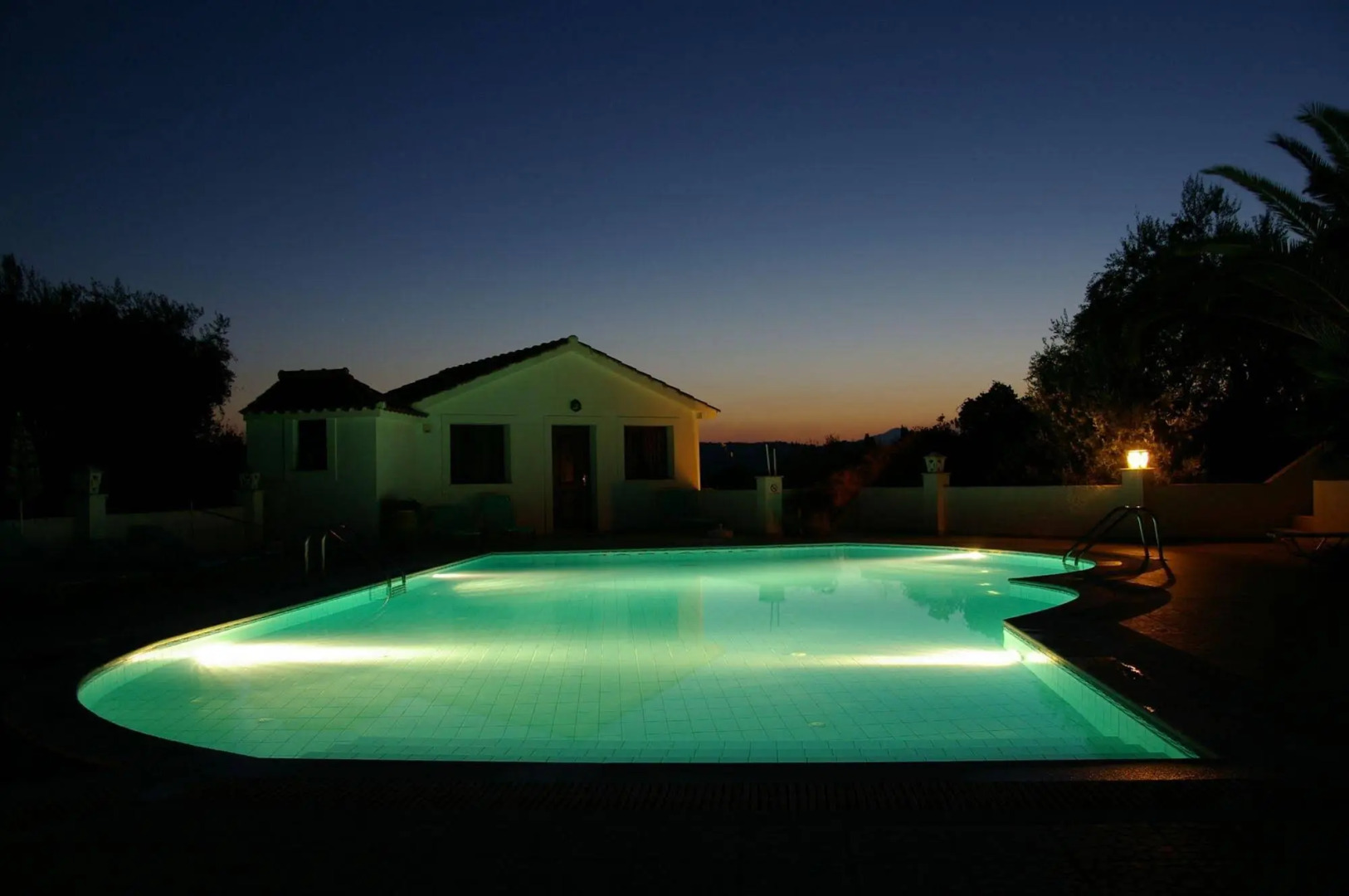 Marialice Apartments