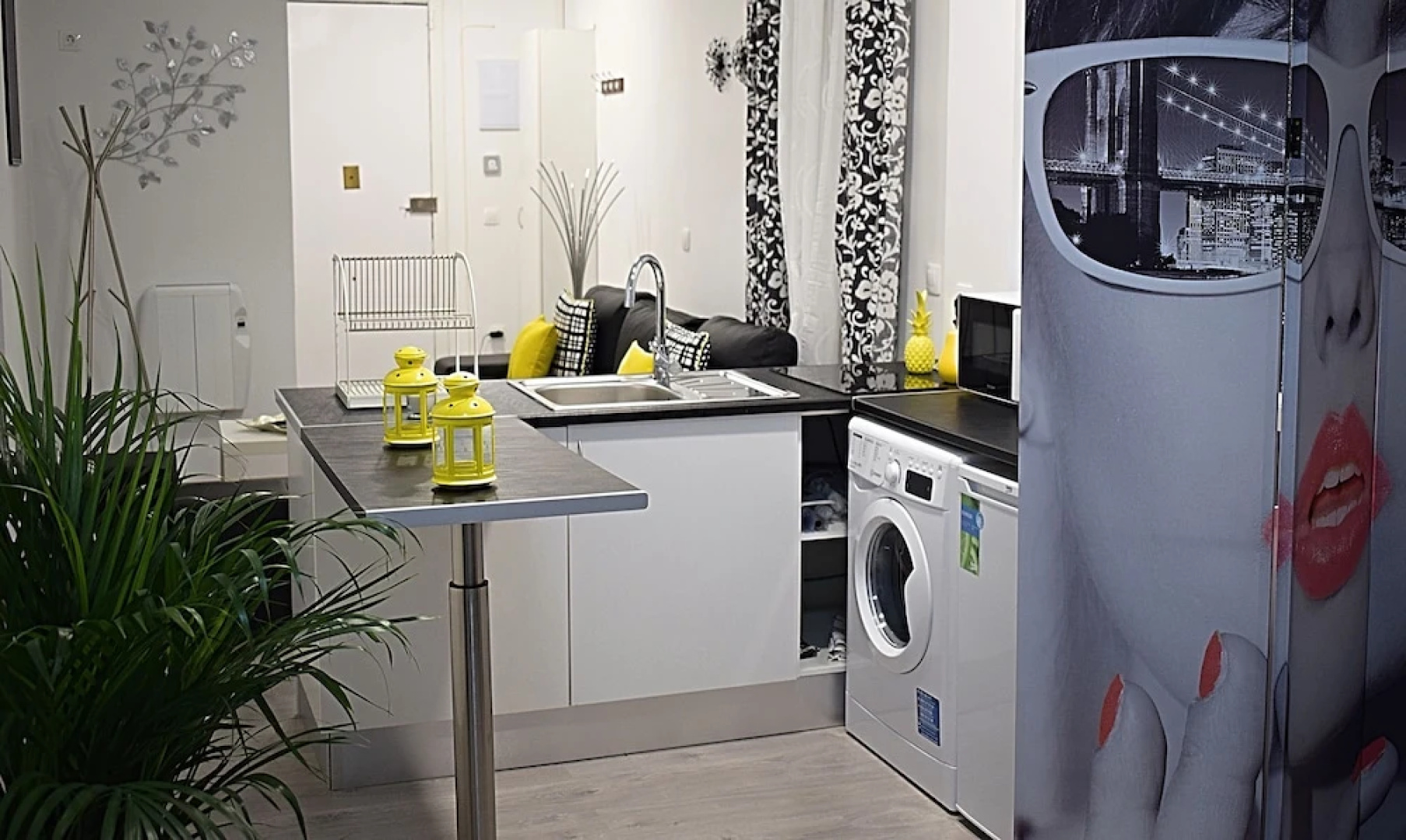 Bravo Murillo Apartment Center