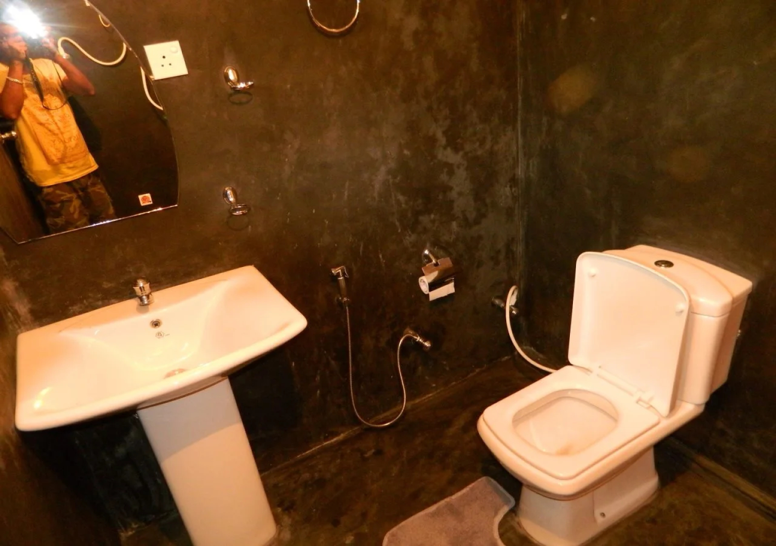 Sinharaja Hostel