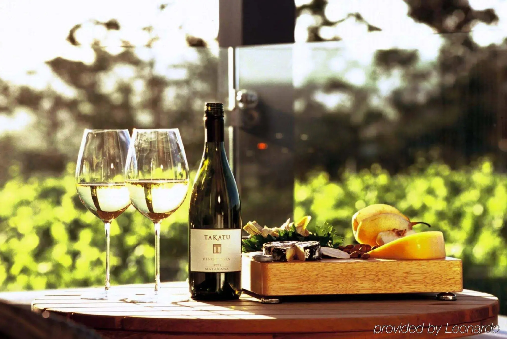 Takatu Lodge and Vineyard
