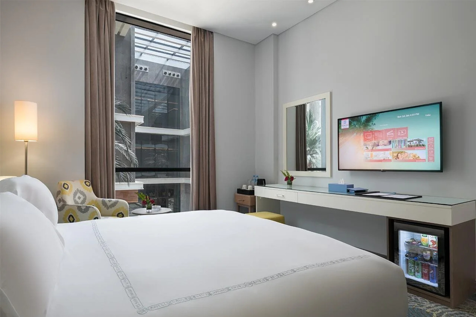 Crystal Inn by Almasa