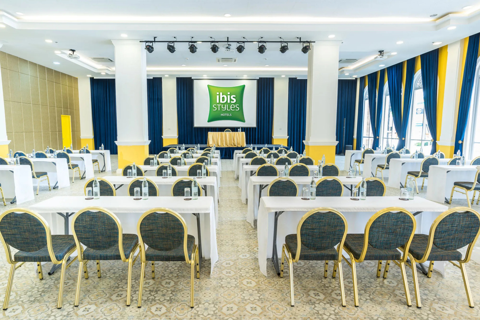 Chiangkhong Teak Garden Riverfront Onsen Hotel