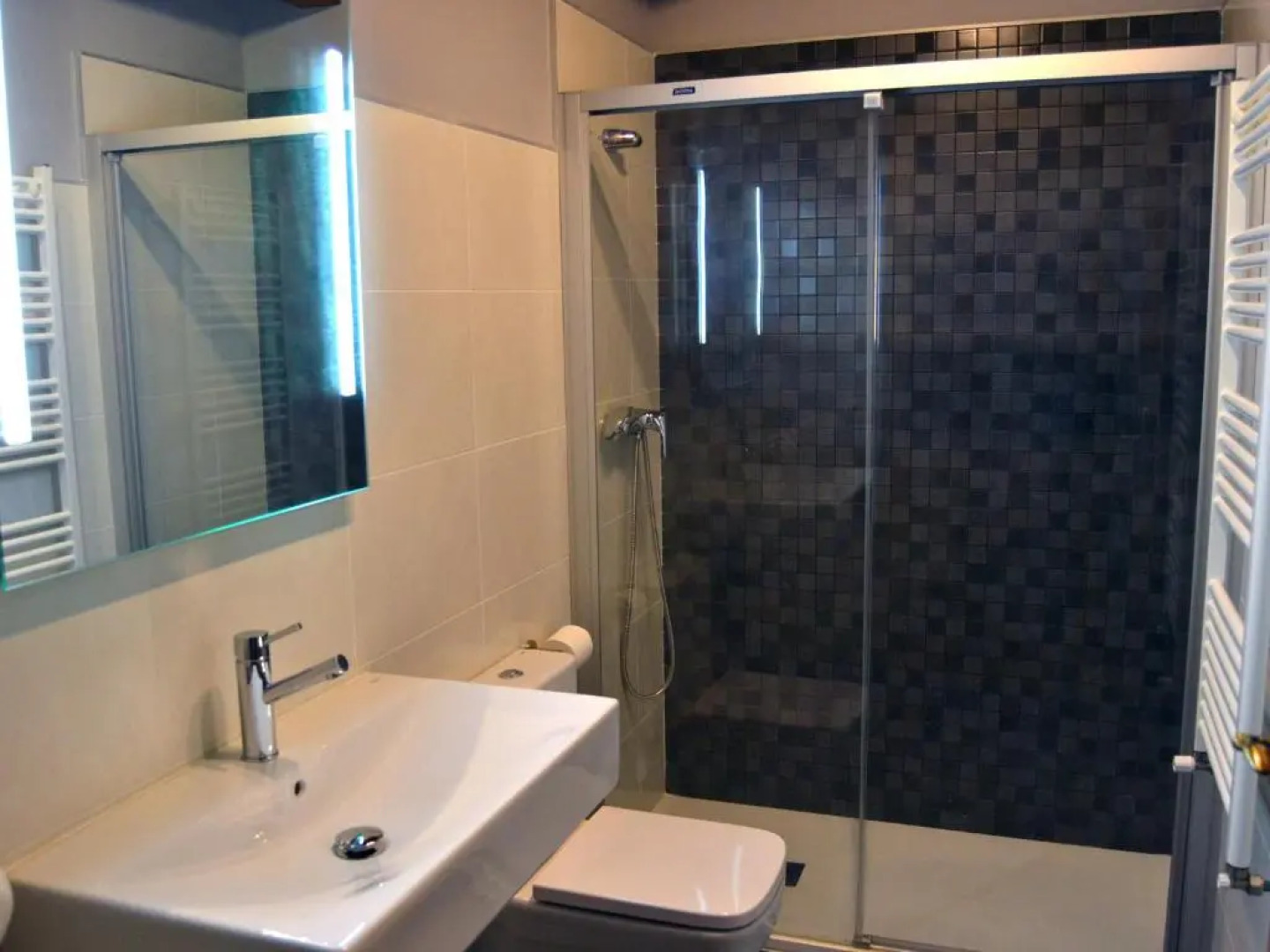 Alojamientos Rurales Apezarena