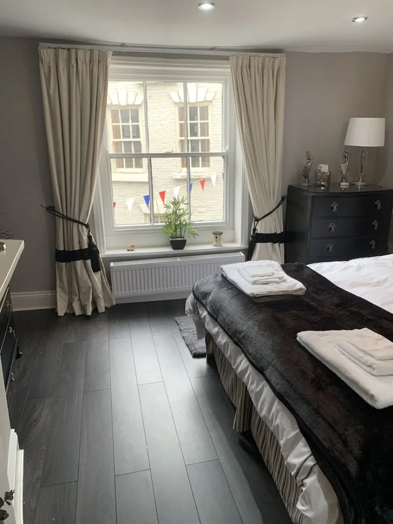 Impeccable 1-bed Apartment in the Heart of Hexham