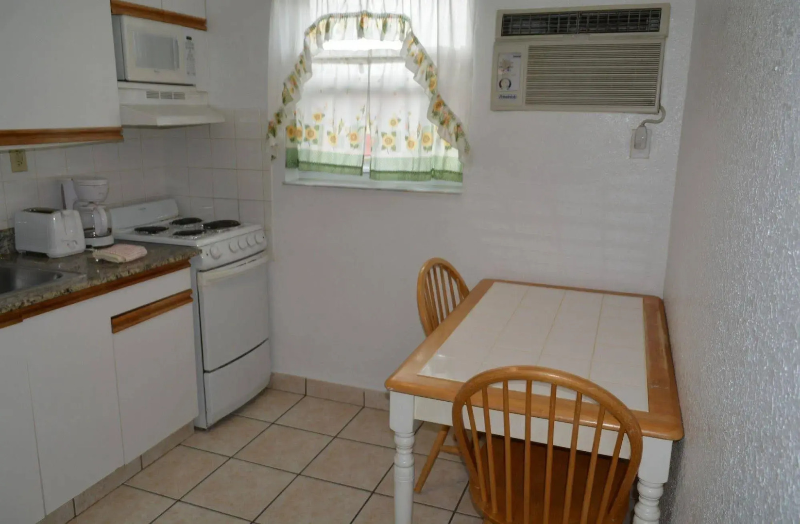 Horizon By The Sea Inn