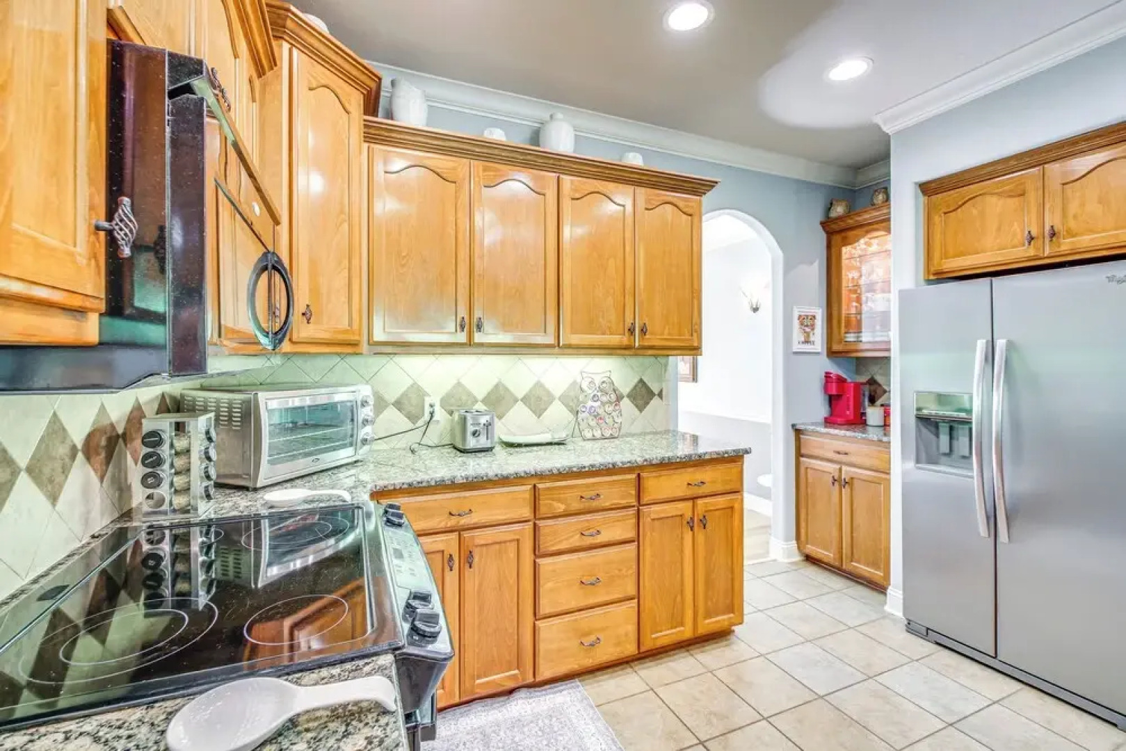 < 5 Mi to Lake Desoto: Grand Hot Springs Home