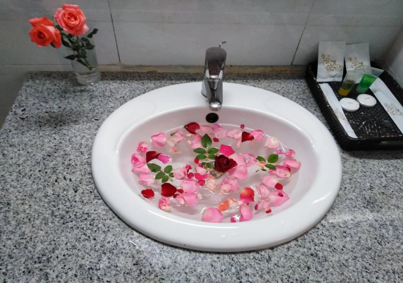 Golden Lotus Inle Hotel