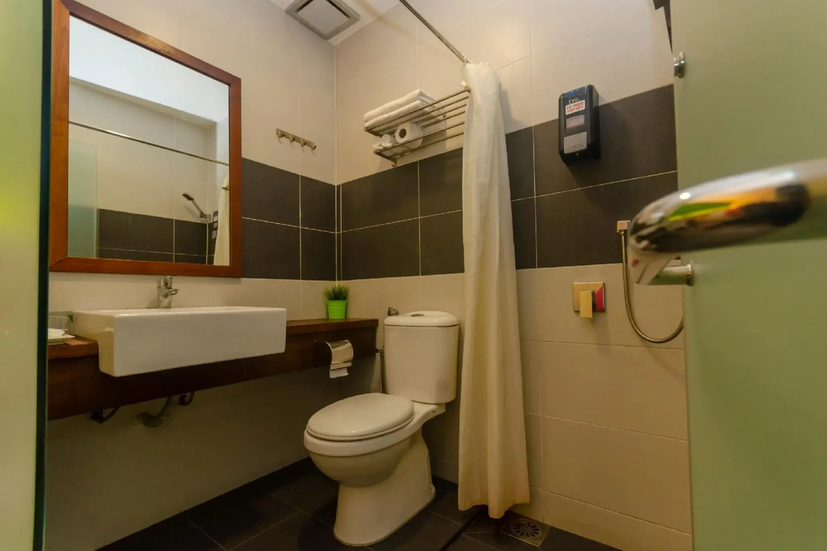 OYO 574 Rs Boutique Hotel