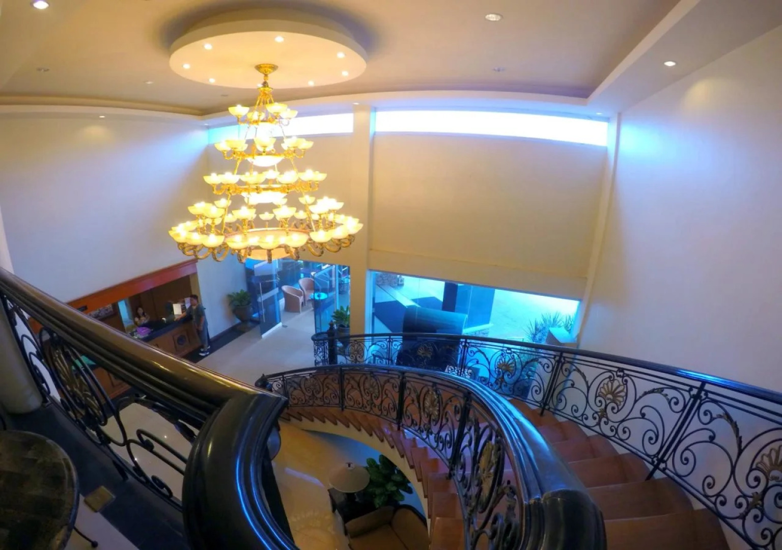 Alona Kew White Beach Resort