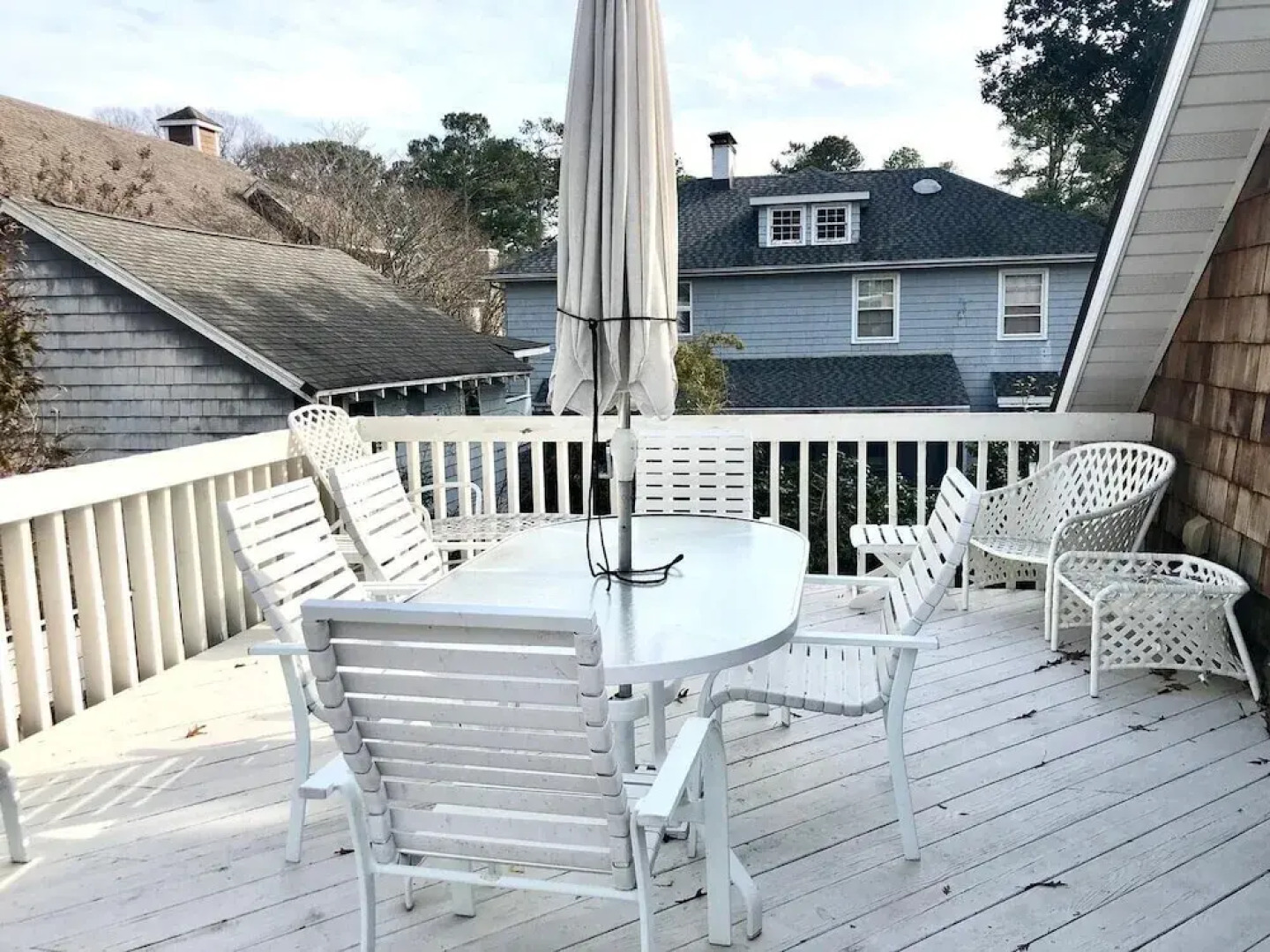 NEW Castle Street 120