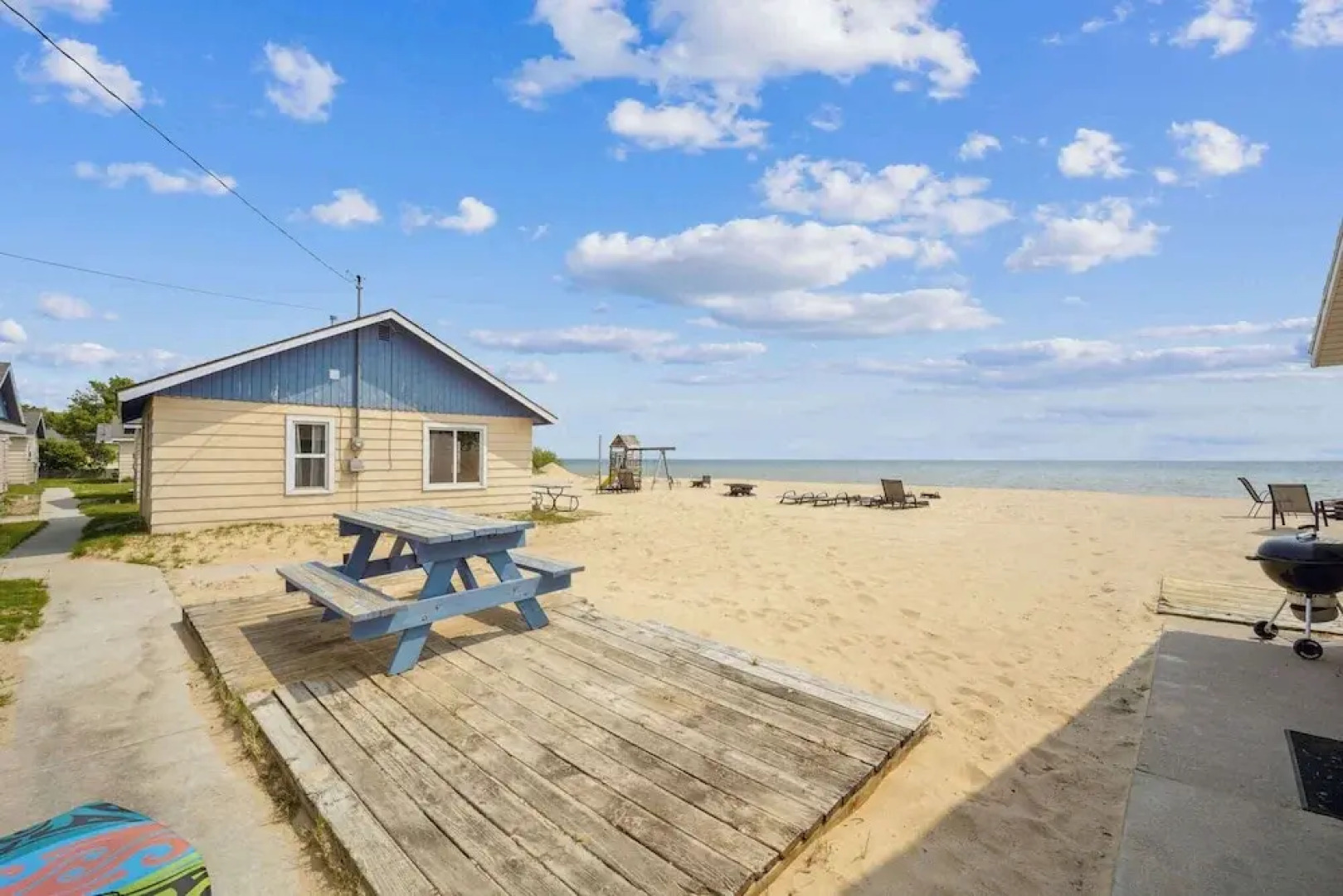 Barefoot Beach Resort