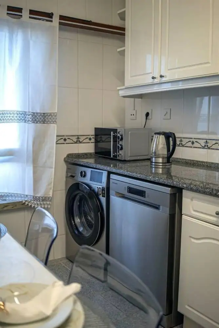 Stunning 3bed Apartment in Belas, Lisbon