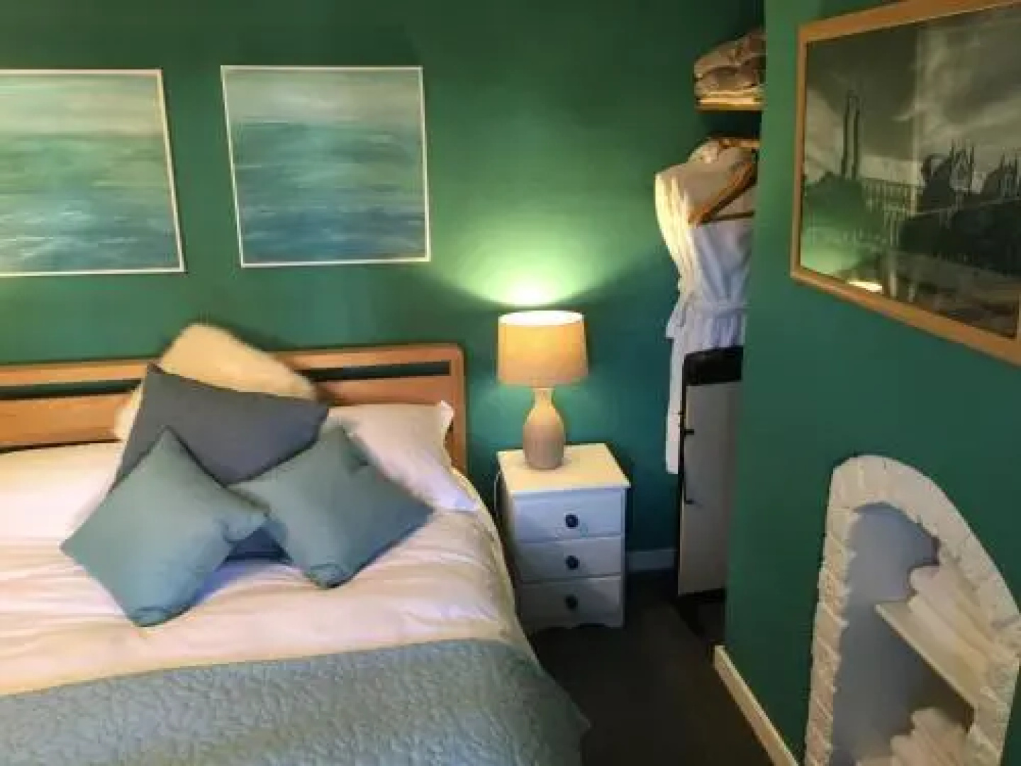 Bright Moments Holiday Home