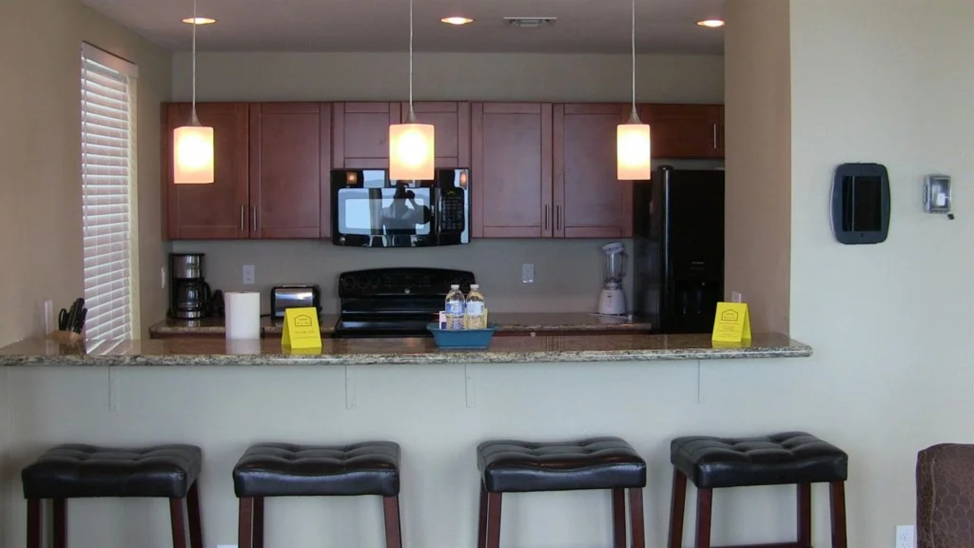 Spacious Englewood House with Deck - On The Beach!