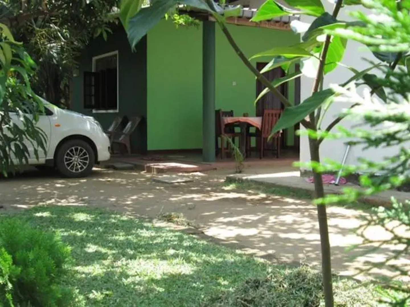 Leesha Tourist Home