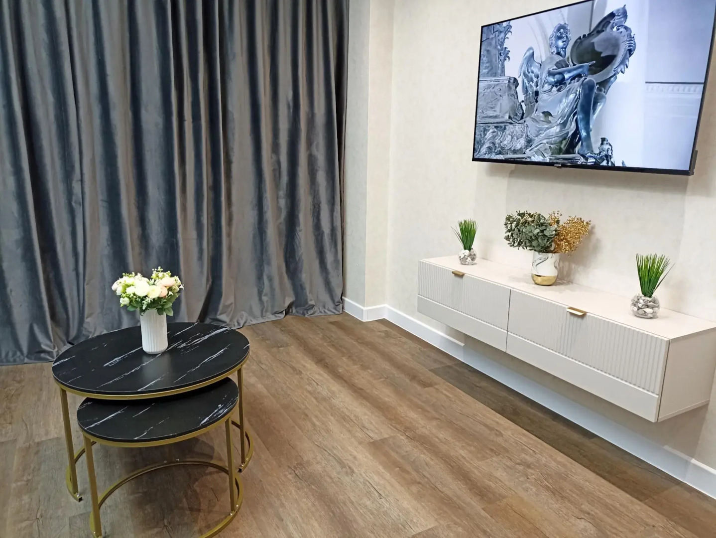 Апартаменты Все в гости на ул. 10 августа д. 87