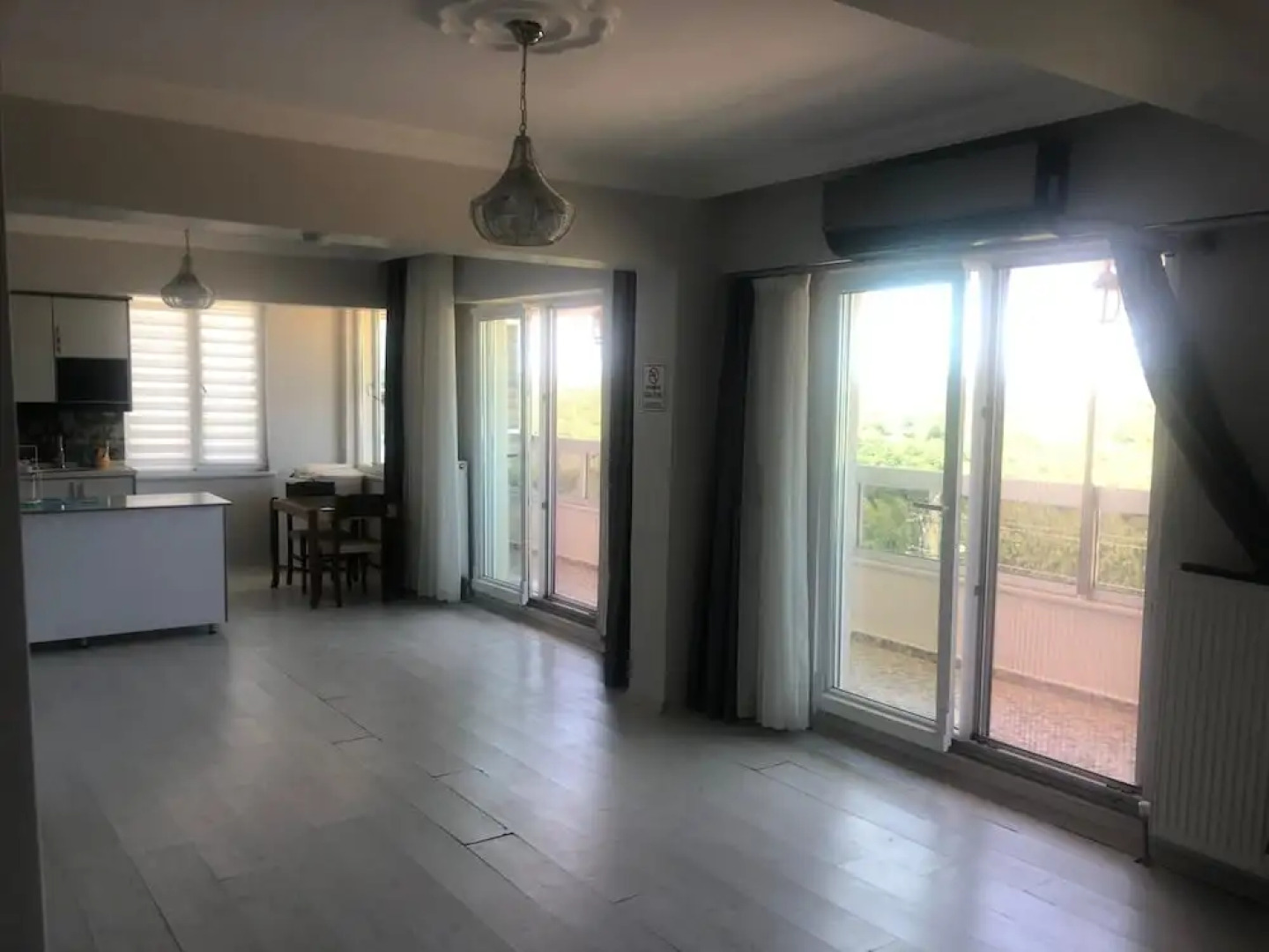 Li̇mon Otel Kiyiköy