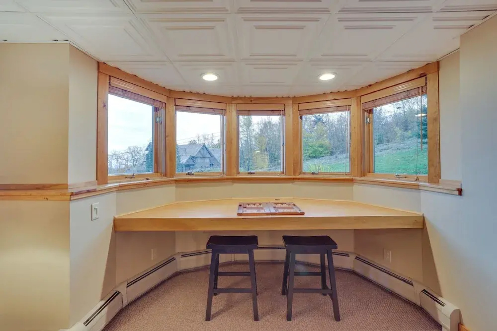 Ski-in/ski-out w/ Sauna in Jay Ski Peak Resort!