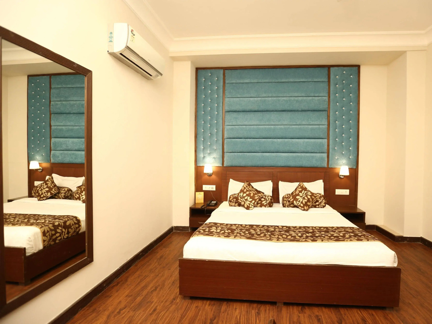 Hotel Kohinoor Palace