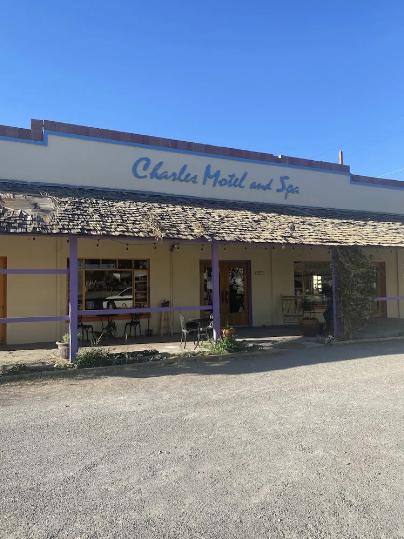 Charles Hotsprings