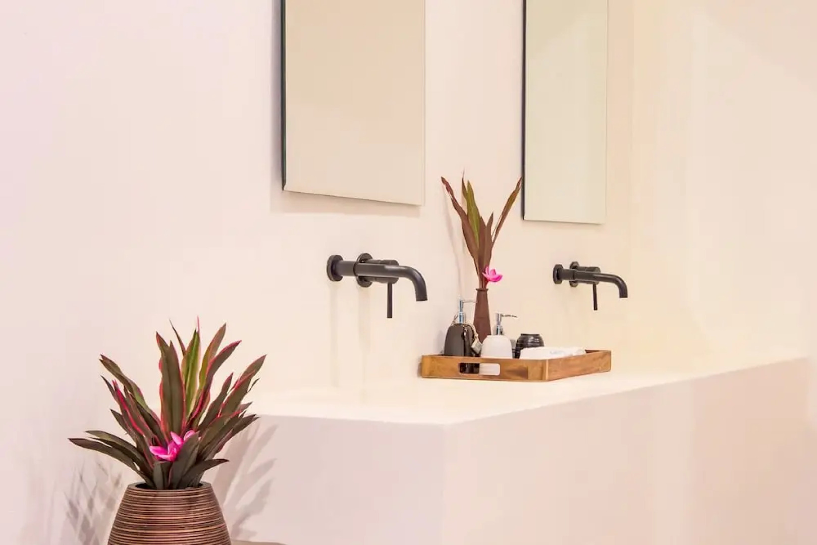 Dasein Chalong Bay Hotel