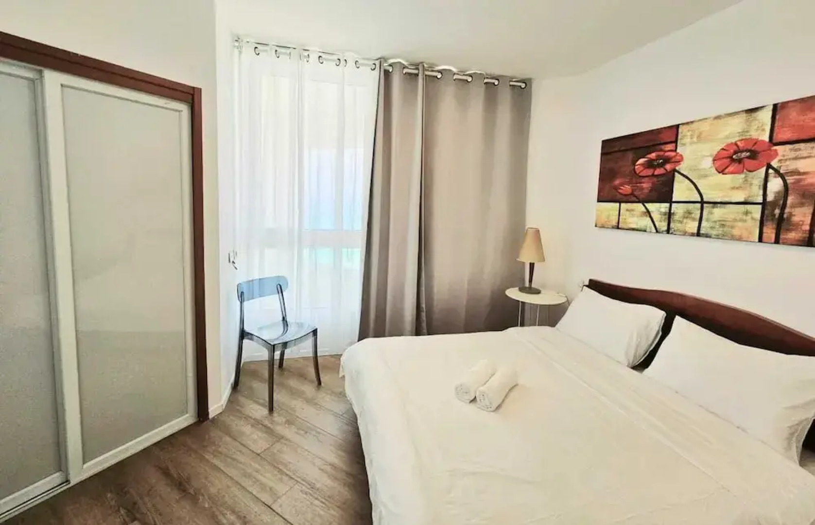 SHaYaSH apartments Leonardo Bat-Yam