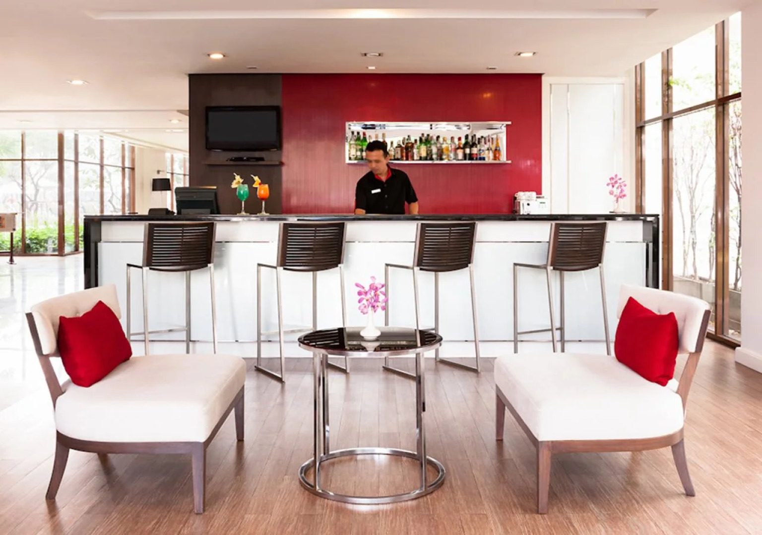 ibis Bangkok Riverside