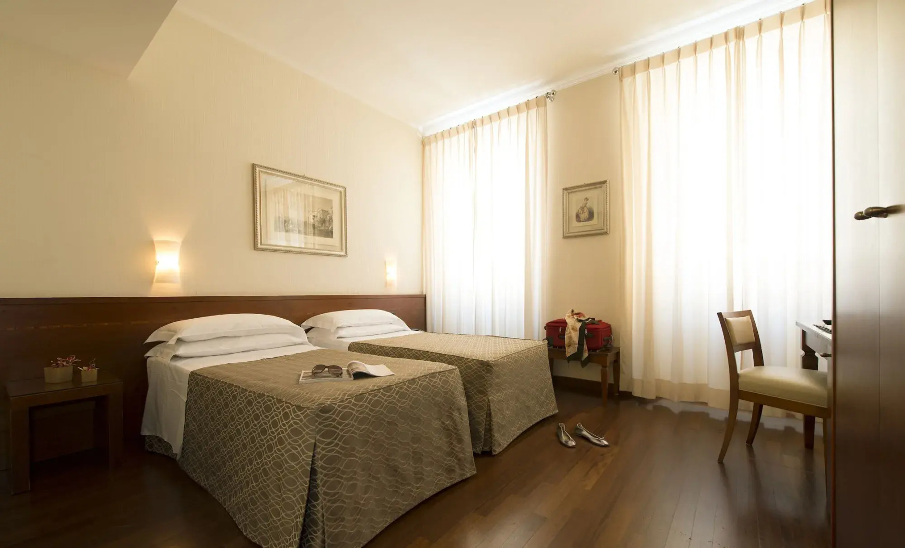 Отель Fenice Milano