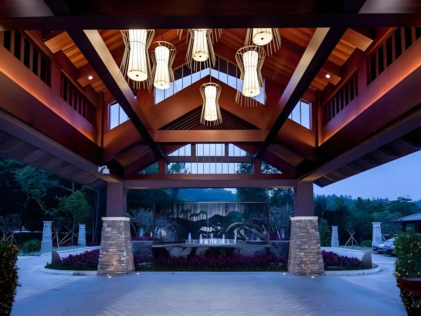 Wuzhishan Yatai Rainforest Resort Hotel