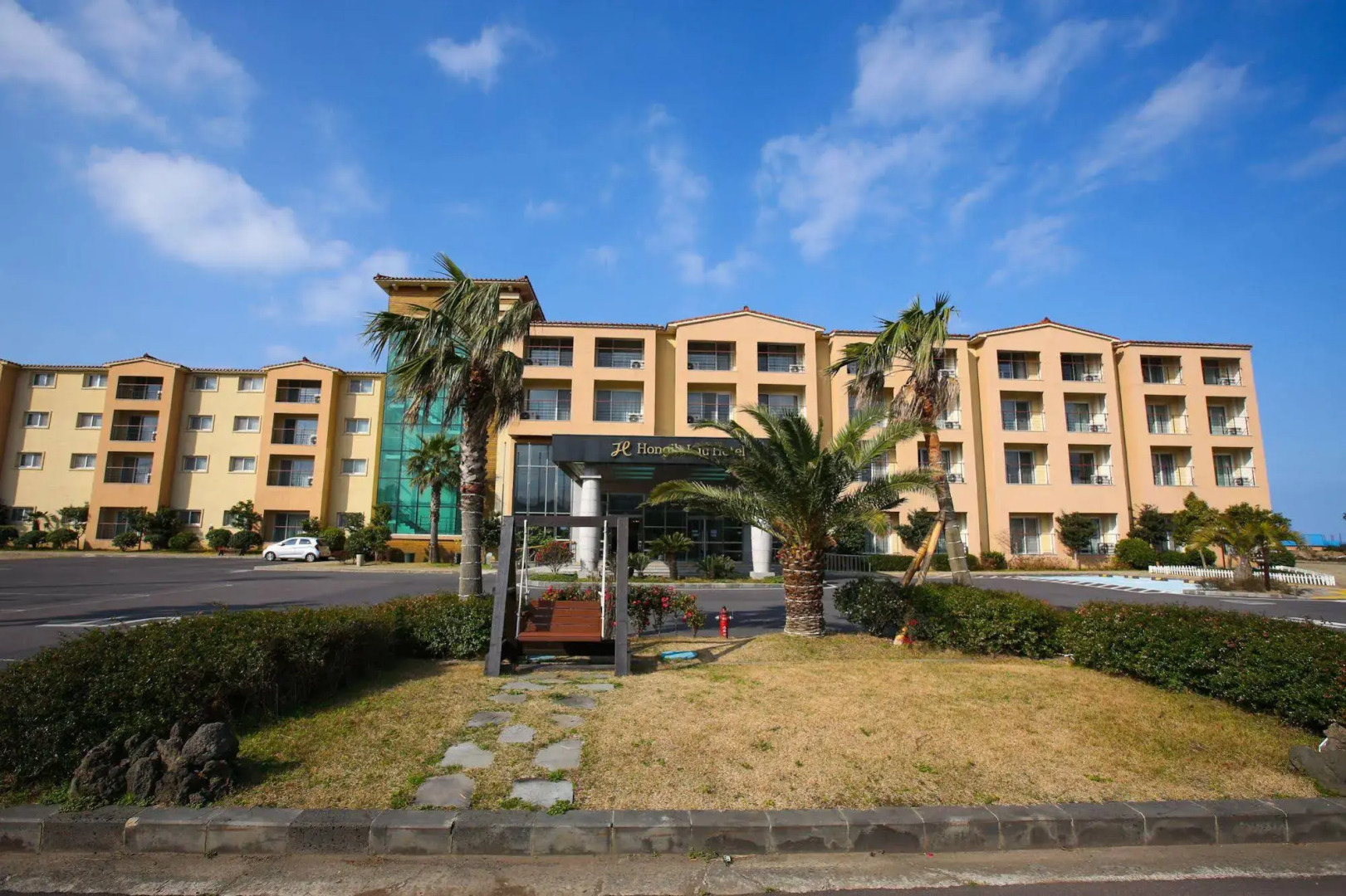 Hongik Jeju Hotel
