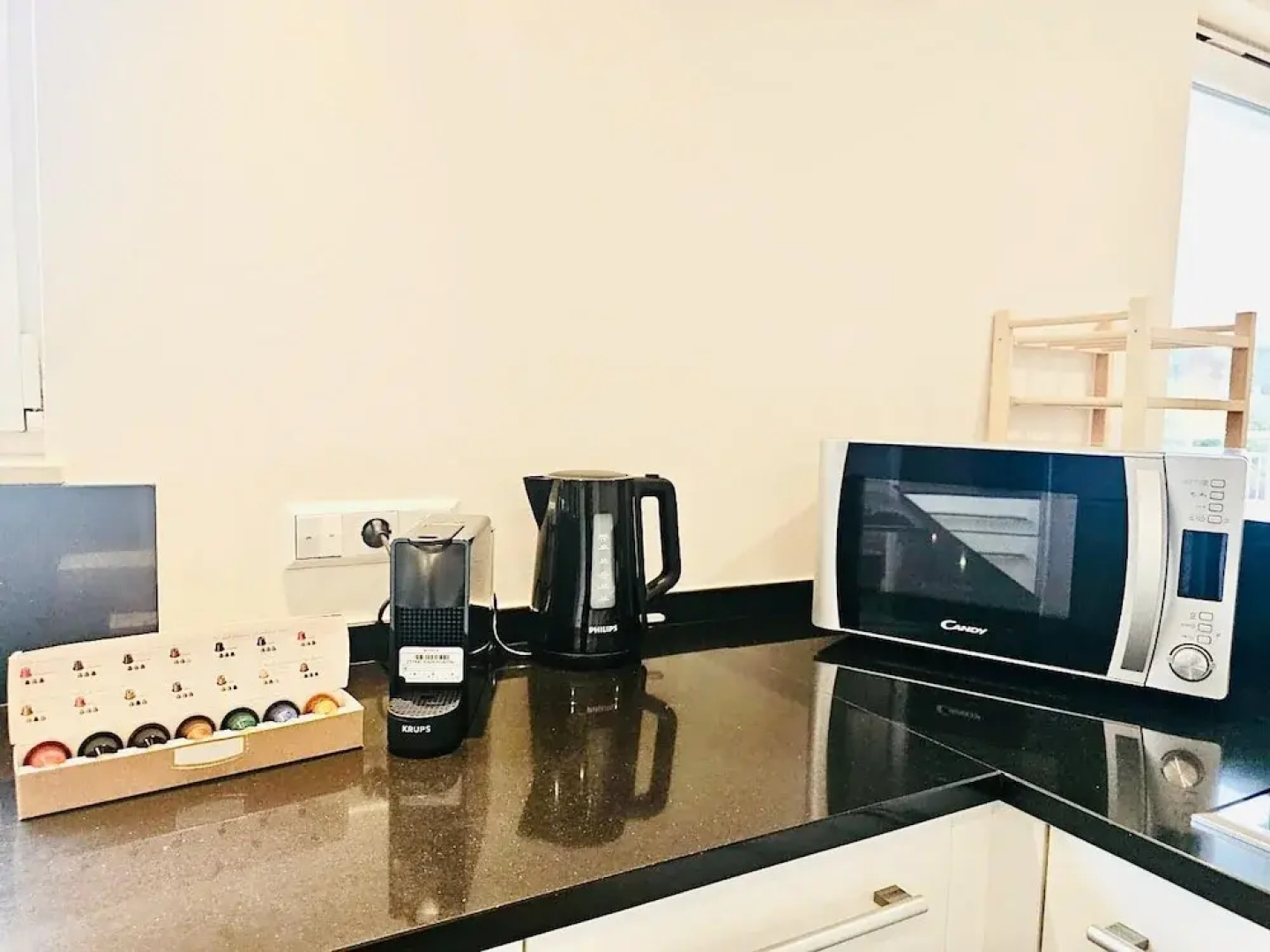 Two bedrooms with parking in Hesperange