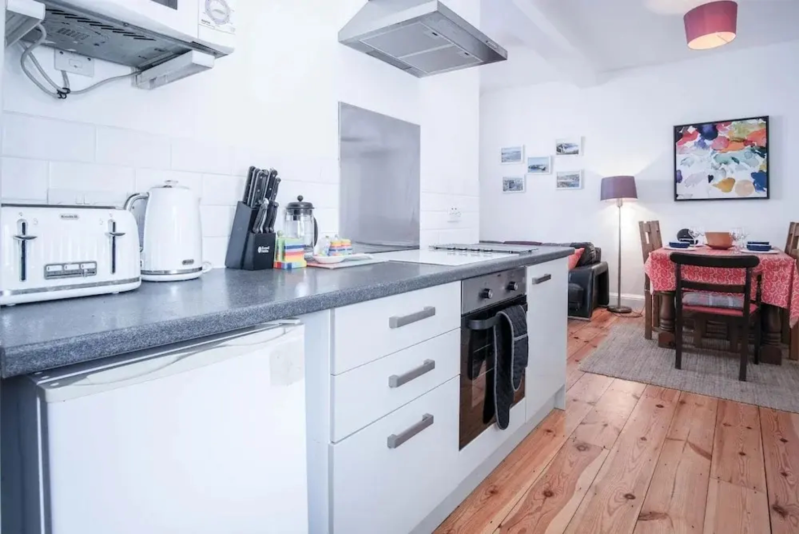Sea Glass - 2 Bedroom Apartment - Manorbier