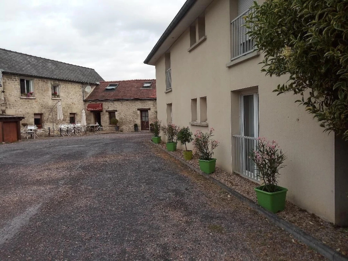 L'Hostellerie De La Rivière