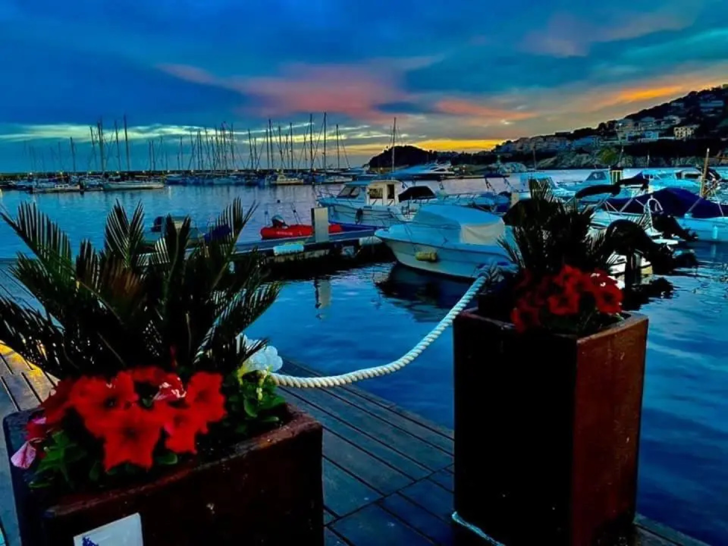 1ra Linea Platja de Sant Feliu