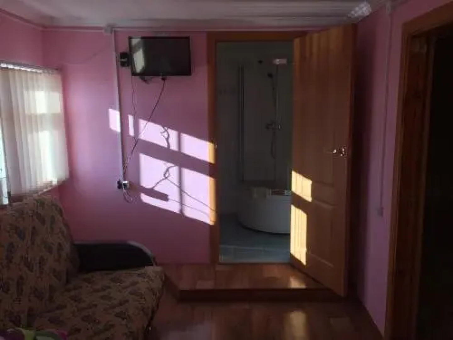 Мотель У777ЮТ