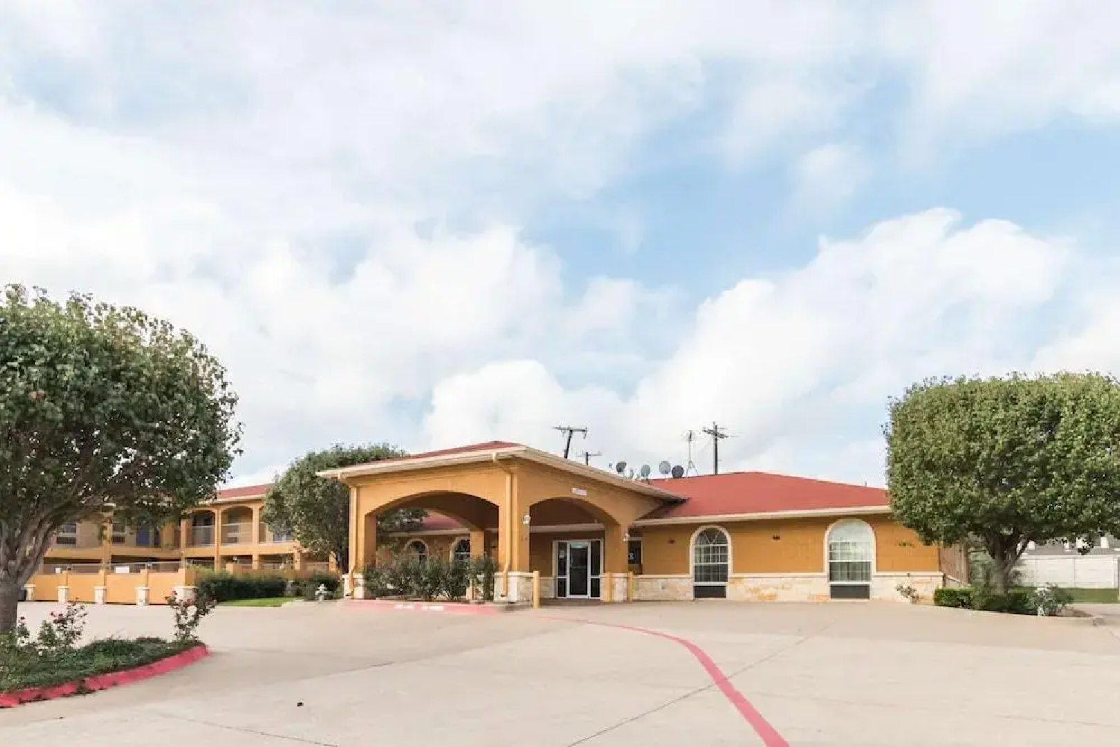 Motel 6 Alvarado, TX