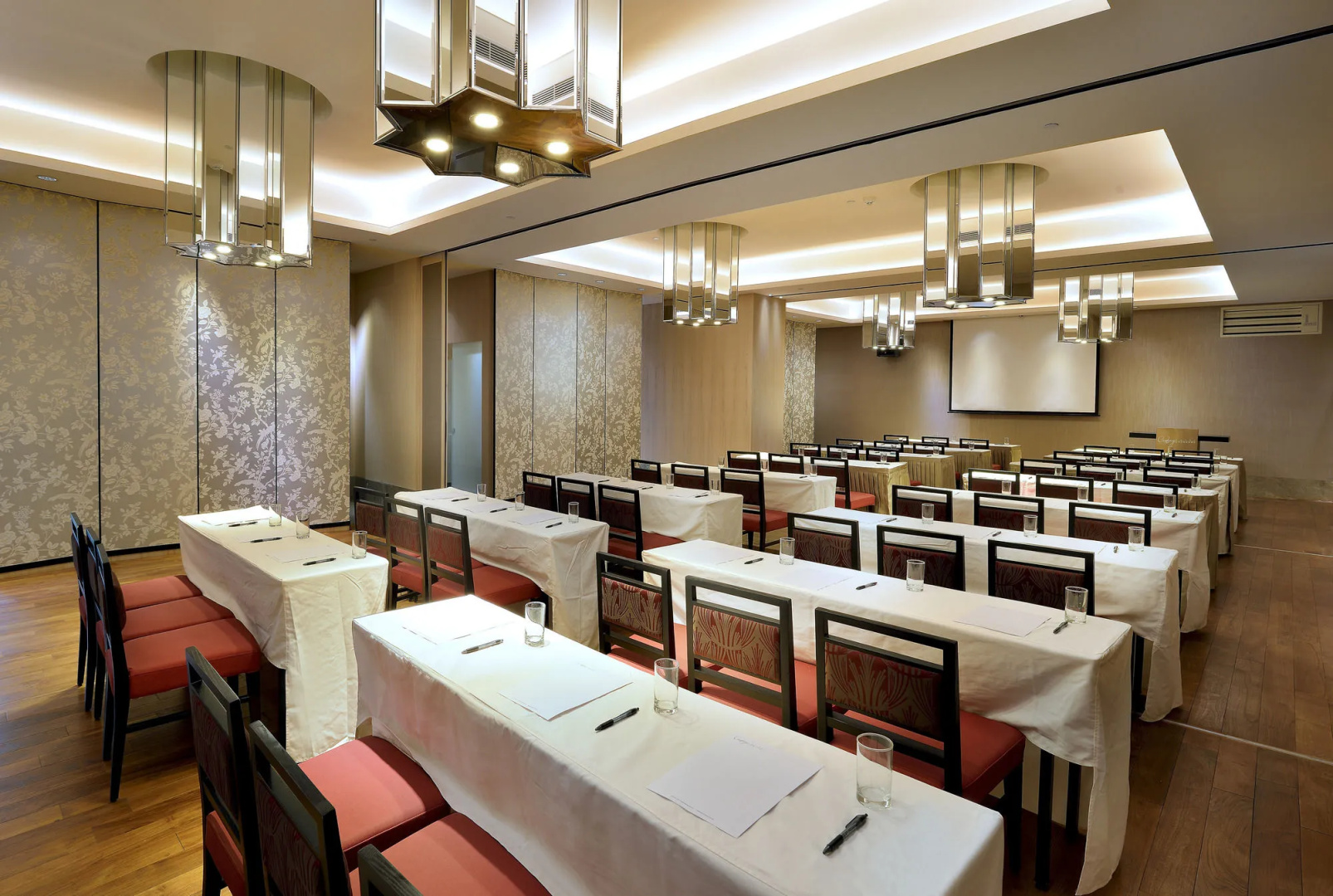 Chihpen Century Hotel
