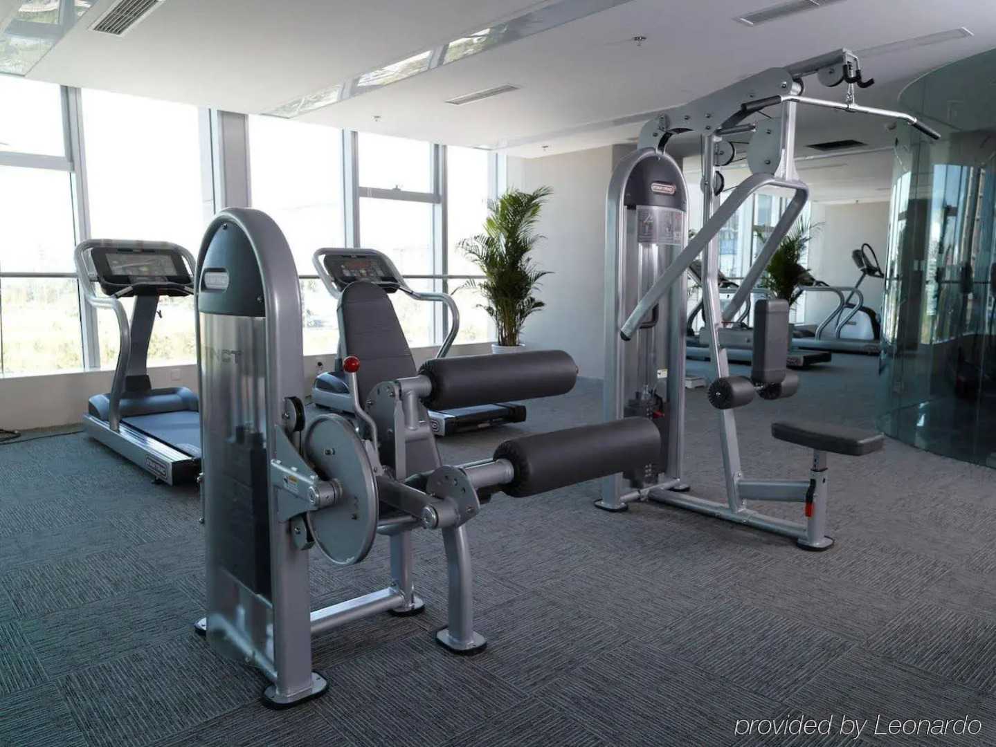 Holiday Inn Beijing Focus Square by IHG