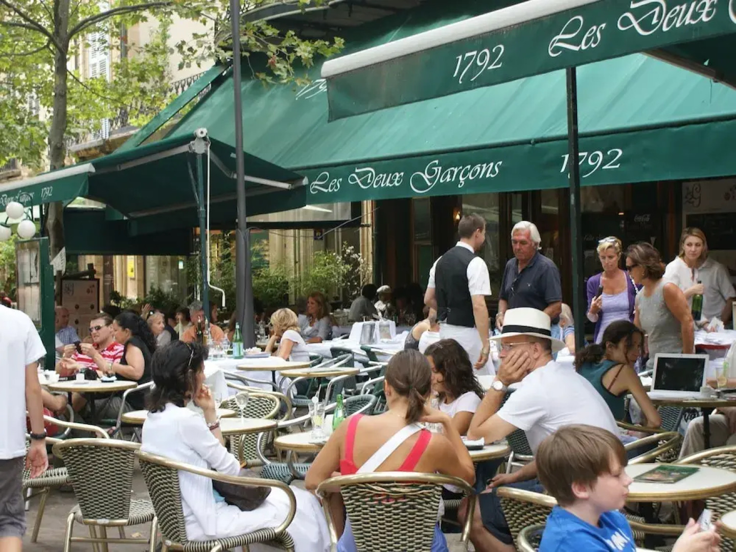 Idyllic Villa in Trets with Private Swimming Pool