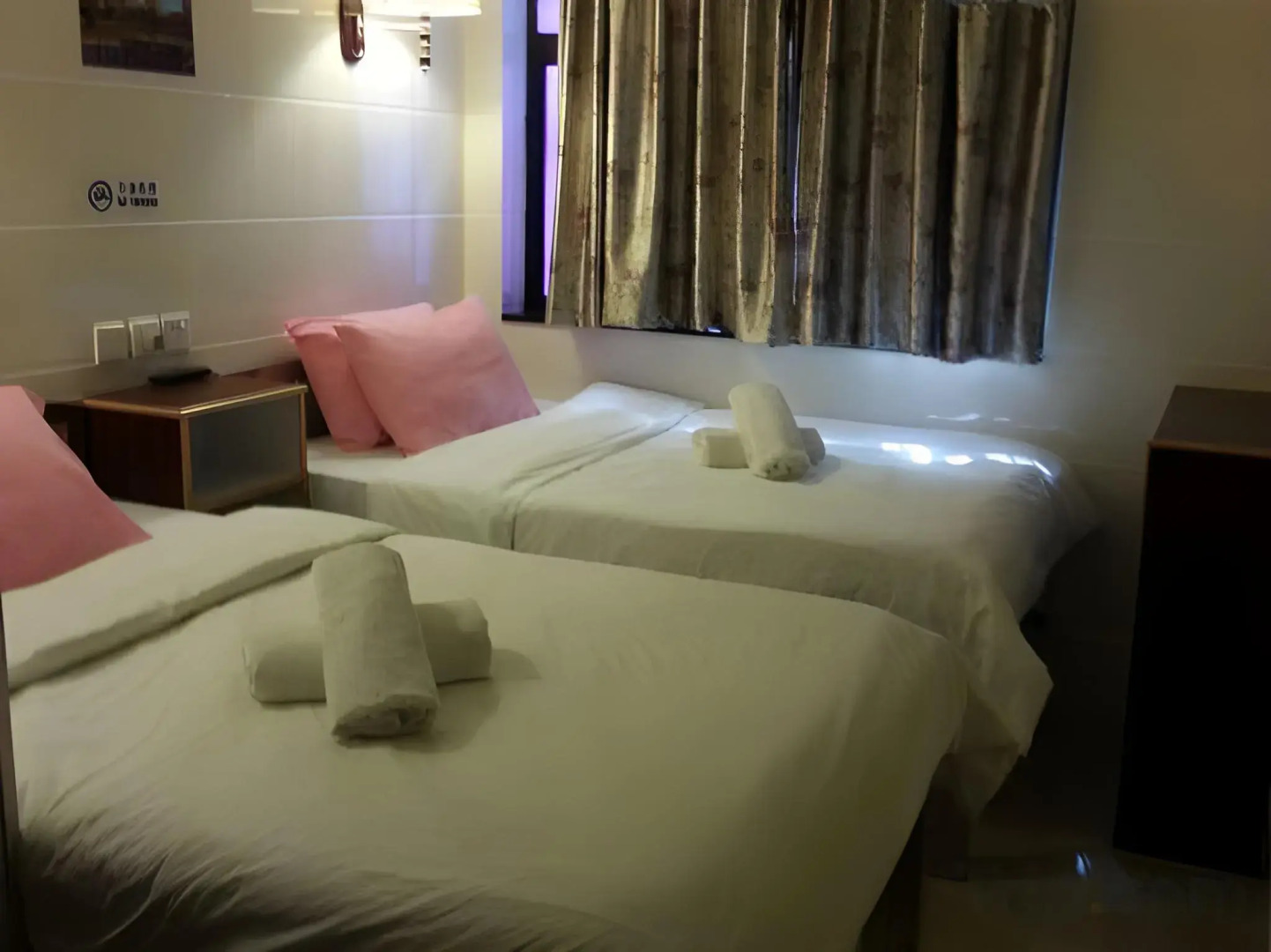 Maple Leaf Guest House